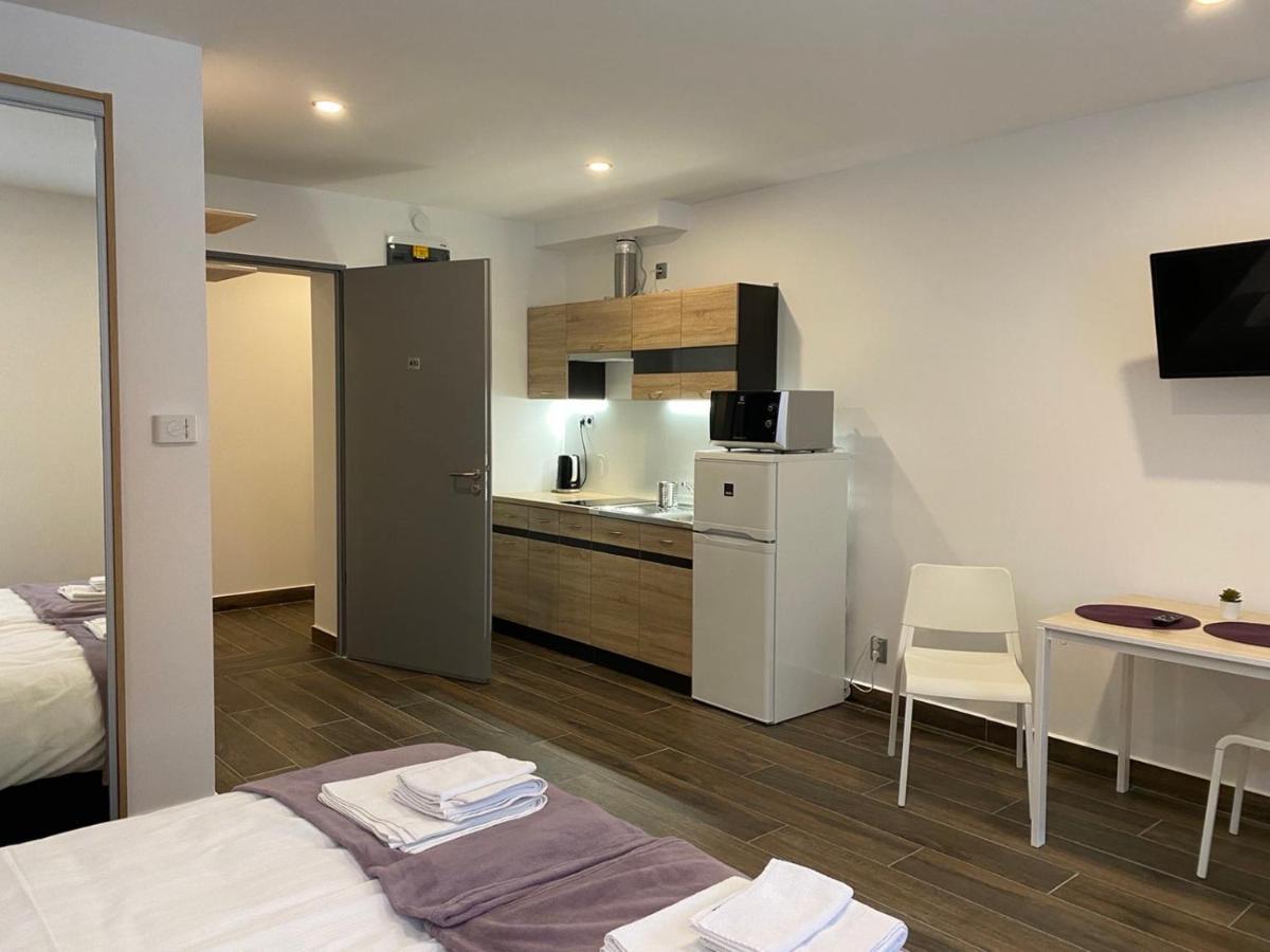 M70 Apartmanhaz Miszkolc Zewnętrze zdjęcie