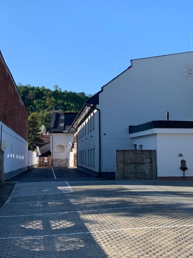 M70 Apartmanhaz Miszkolc Zewnętrze zdjęcie