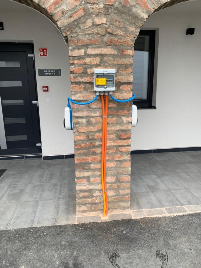 M70 Apartmanhaz Miszkolc Zewnętrze zdjęcie